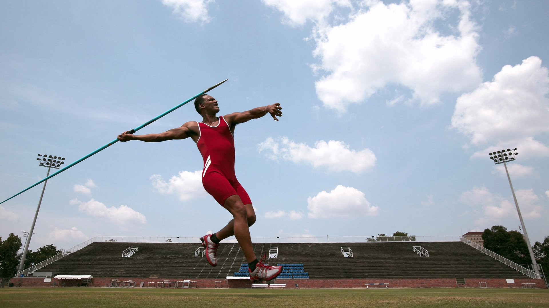 赛事筹备:场馆布置与安保措施升级,场馆布局